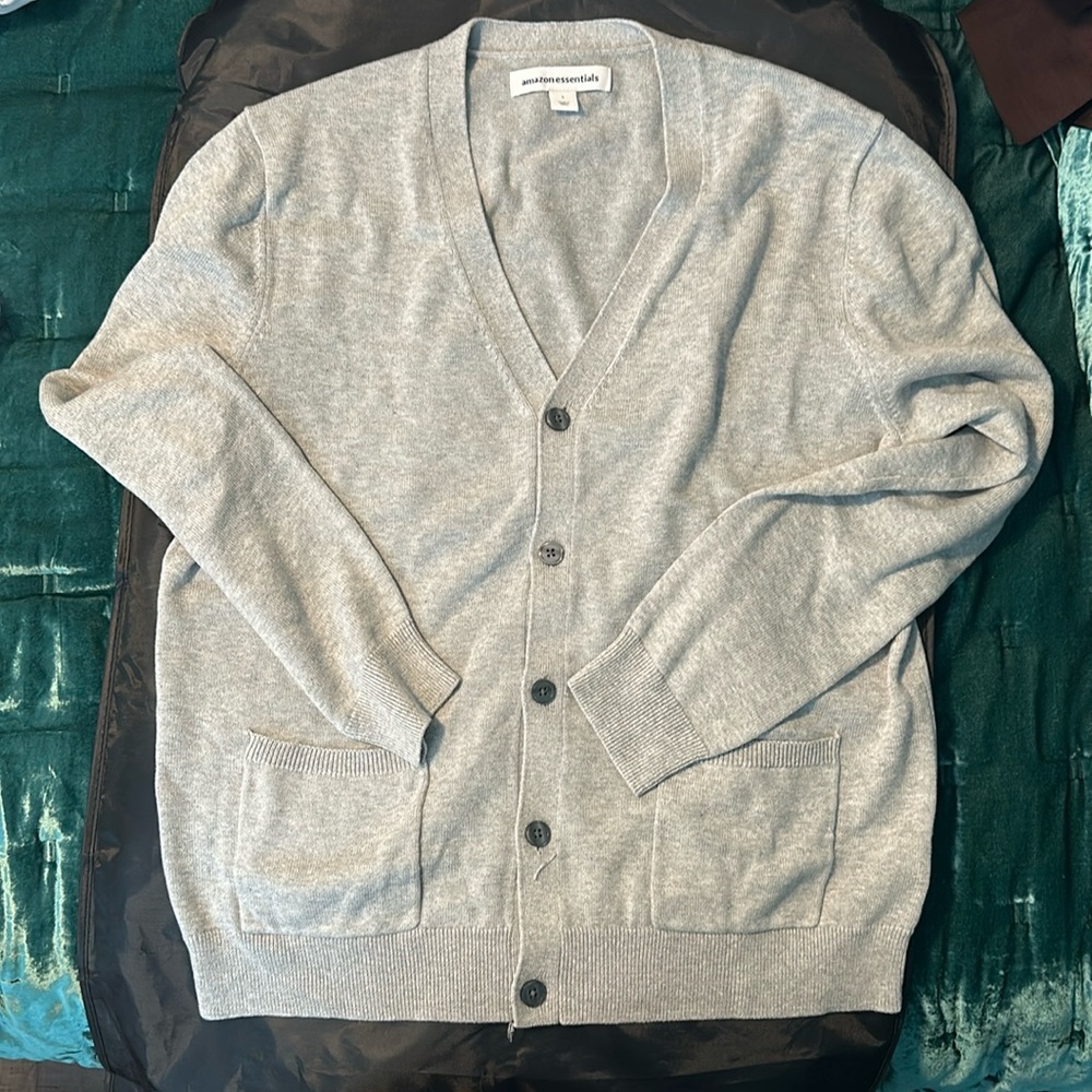 Amazon Essentials Men’s Cardigan